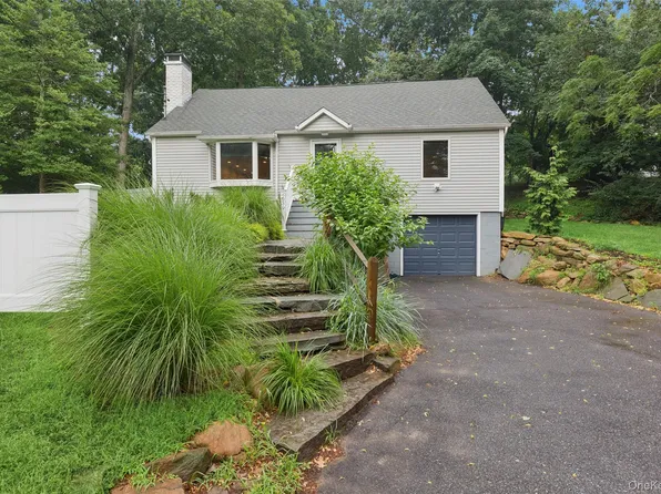 2639 N Wading River Road, Wading River, NY 11792