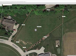 6545 Woods Edge Dr, Westfield Center, OH 44251