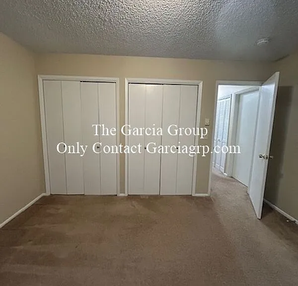 9205 E Burnside St #H203 — Photo 11