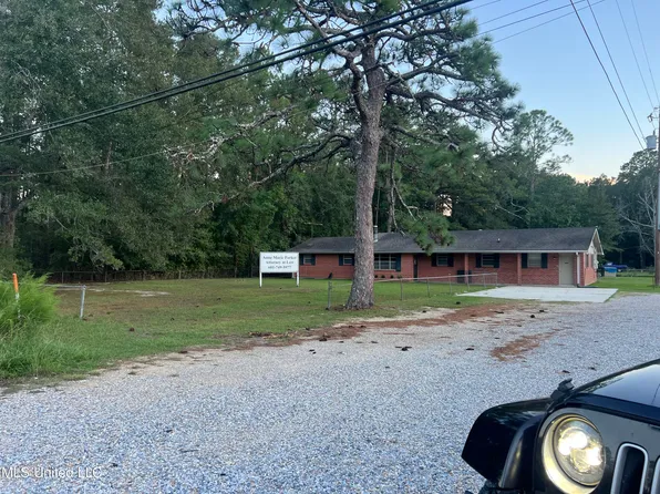 2516 Highway 43 S, Picayune, MS 39466