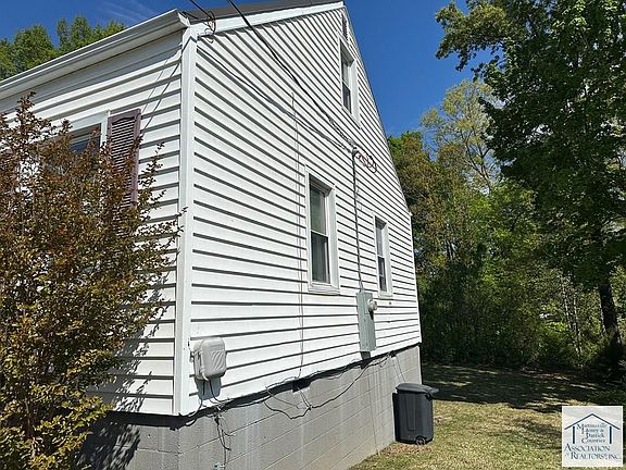 3rd image of 116 Ruskin St