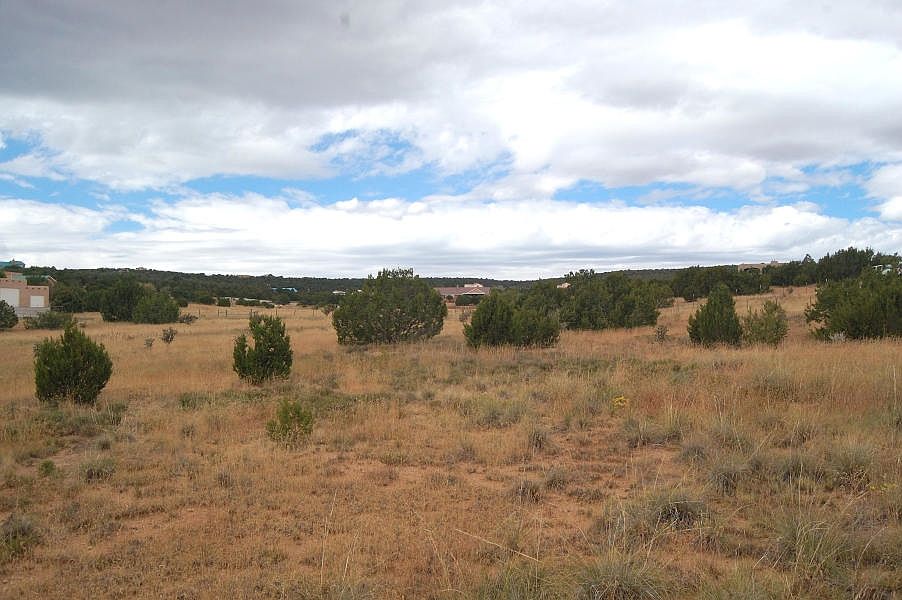 1st image of Vista Dr