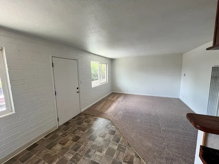 333 Stanford Way — Photo 5