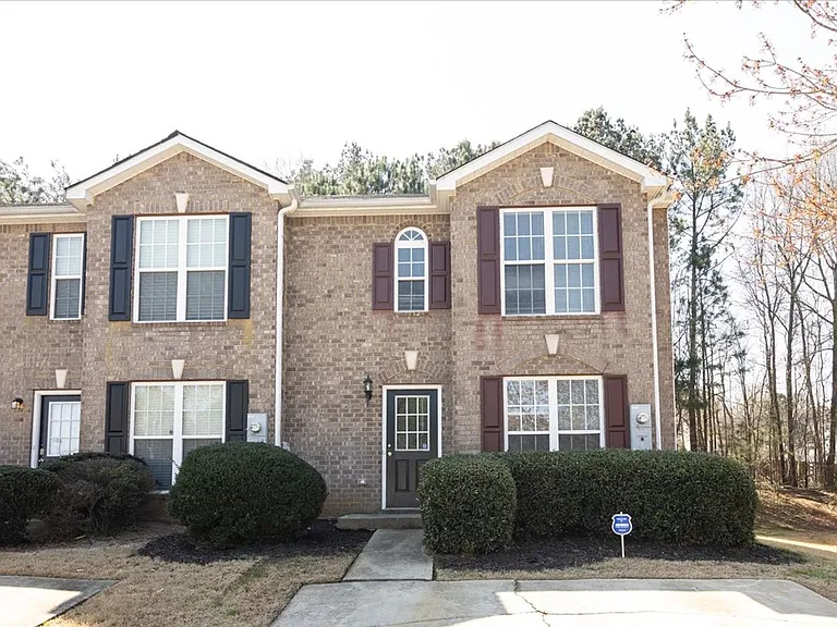 3906 Waldrop Ln — Photo 1
