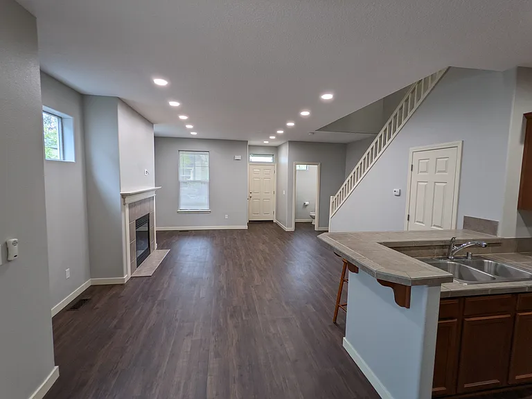 2610 NE 88th Pl — Photo 4