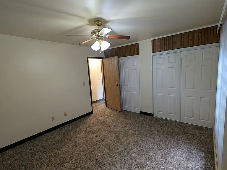 Fox River Bluff — Photo 22