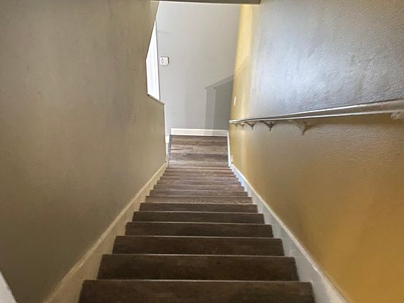 2nd image of 724 4th Ave S #8P