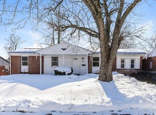 2041 Roosevelt Ave, Cincinnati, OH 45240