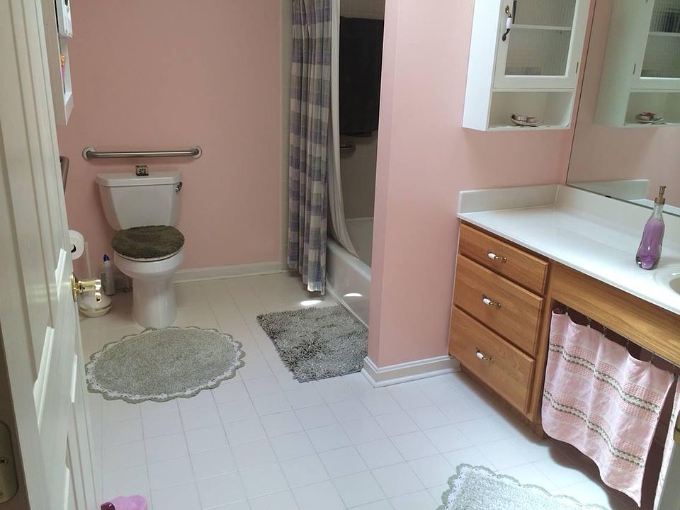 2nd image of 13412 Cedar Creek Ln