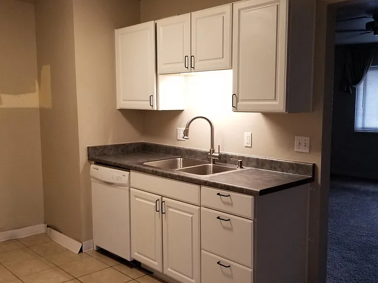 2751 Leisure Dr — Photo 4