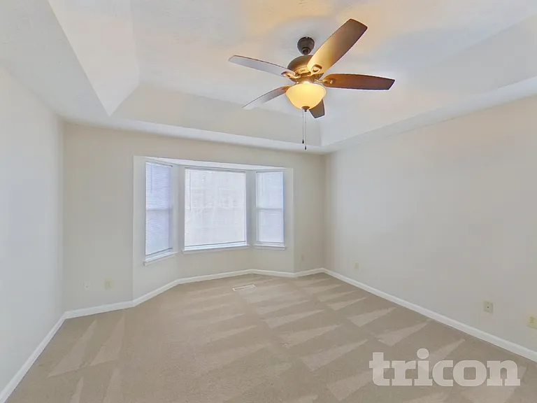 5085 Forest View Trl — Photo 8