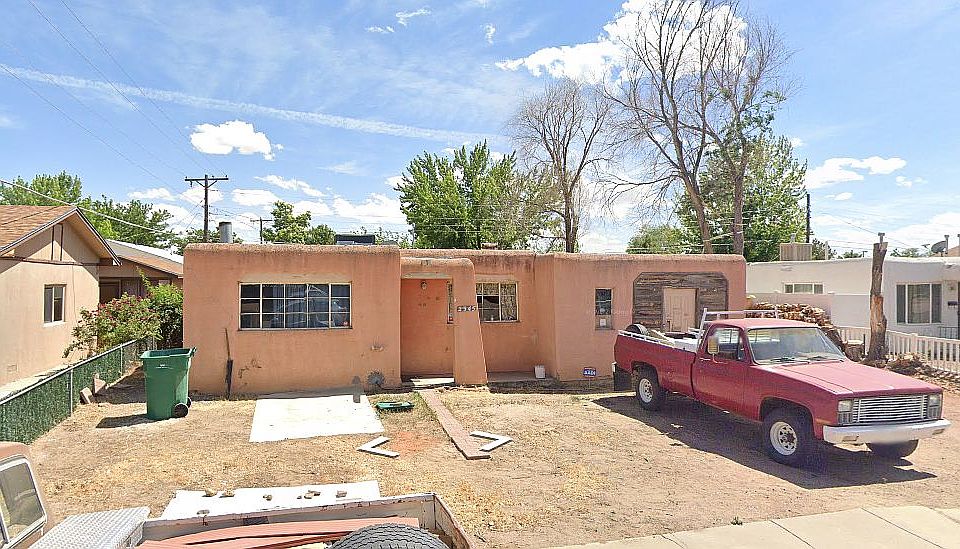 1st image of 2345 E 17th St