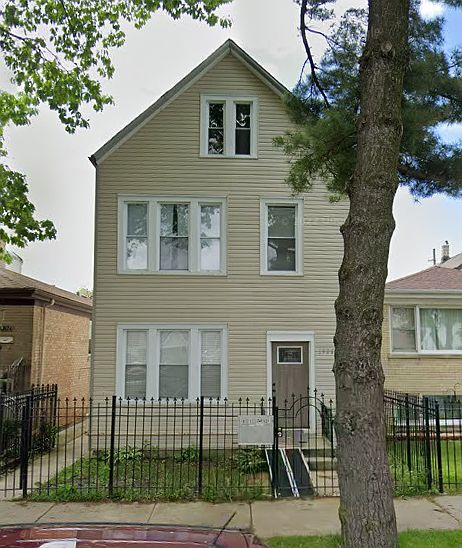 1st image of 2526 N Lotus Ave APT 1F