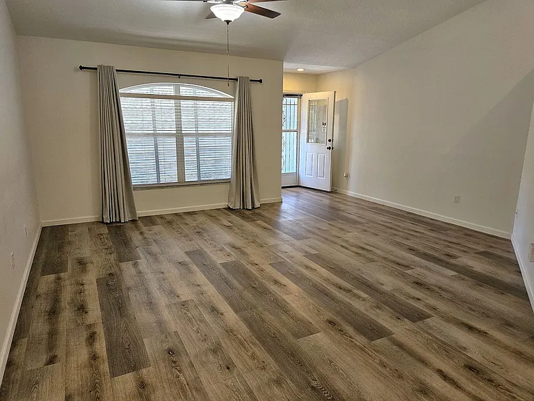 1088 Panda Rd — Photo 3