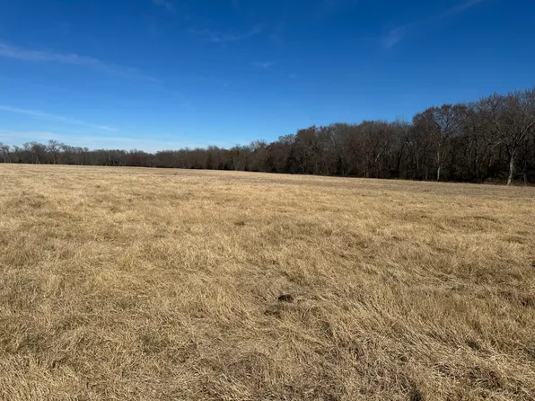 15341 W Rock Creek Rd, Coleman, OK 73432