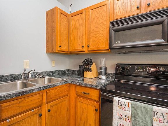 2nd image of 2161 Curtiswood Dr