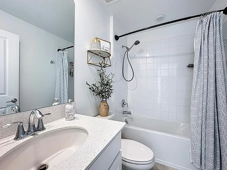 6952 Dilly Lake Ave — Photo 7