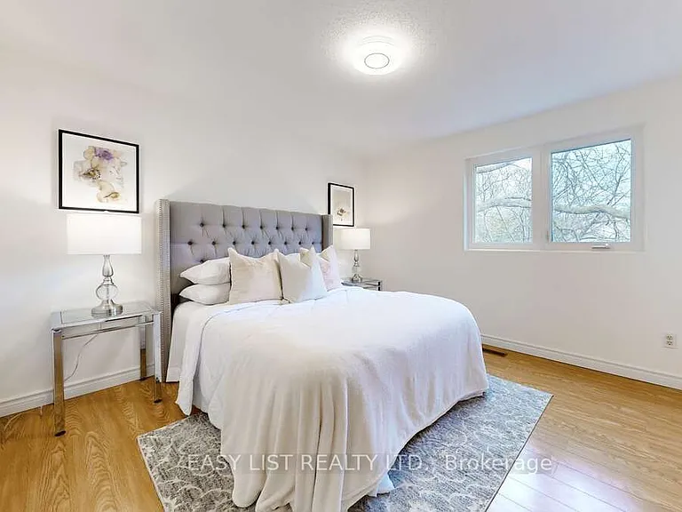 855 Queen St W #1 — Photo 41