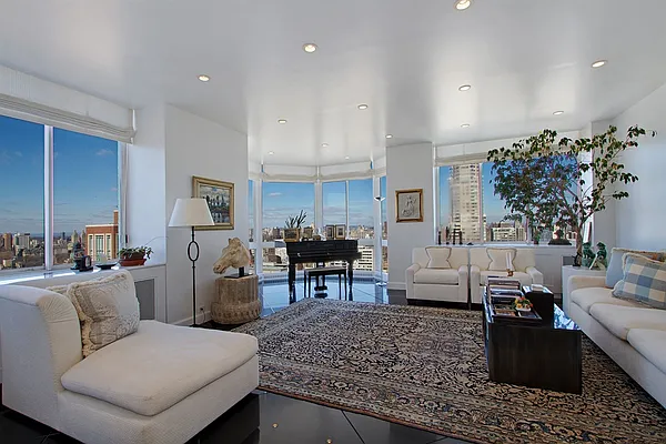 Sold by Corcoran | media 15