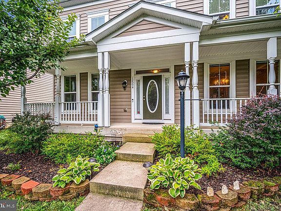 2nd image of 12594 Stone Lined Cir