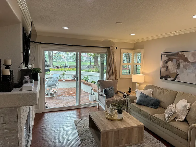 1 Brisa Del Lago — Photo 20