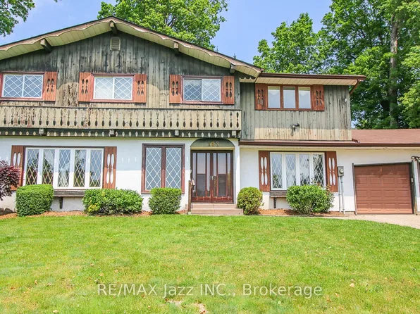 103 Gardenia Ct, Oshawa, ON L1G 3G6