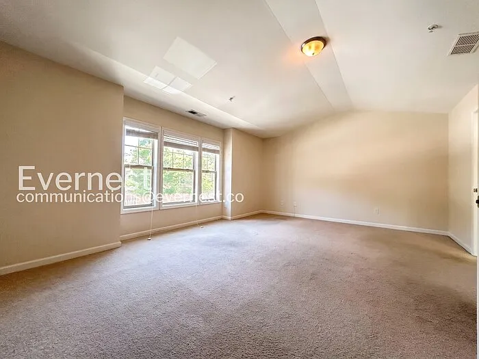 1786 Caswell Pkwy — Photo 12