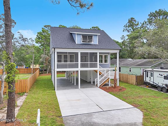 2nd image of 218 NE 49th Street