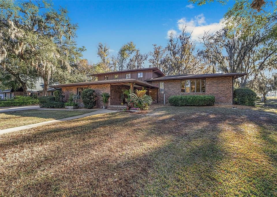 1st image of 6015 SW 36th Way