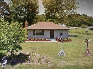 511 Main St, Weaver, AL 36277