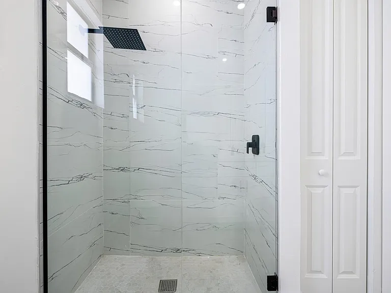 1222 Sheldon Ave — Photo 11