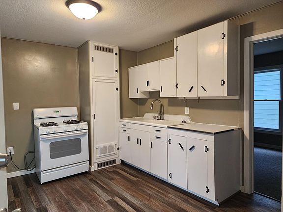4th image of 500 S Mc Connell Avenue