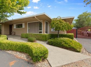 2243 Scoville Rd, Grants Pass, OR 97526