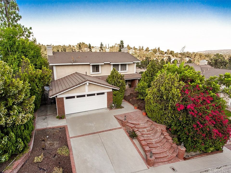 1st image of 24555 Gardenstone Ln