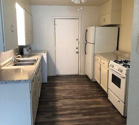 4th image of 3716 Dexter Ave