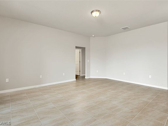 2nd image of 3520 NE 20th Place Cpe