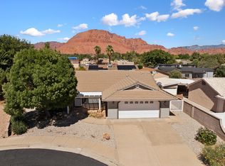 221 E Elfin Cove Cir, Ivins, UT 84738