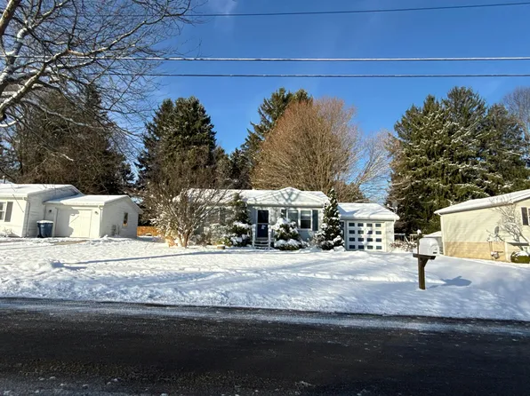 344 Pheasant Dr, Girard, PA 16417