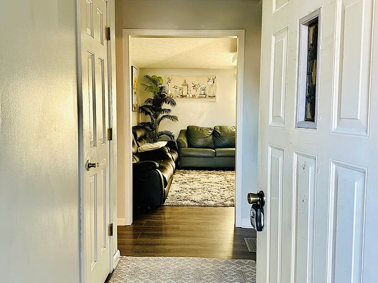 3415 Oak Tree Dr S — Photo 12