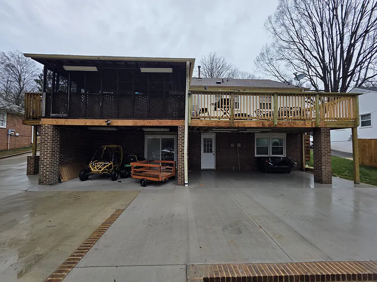 326 Foxcroft Dr — Photo 10