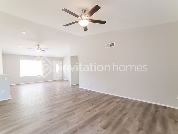 3rd image of 7625 W Turney Ave