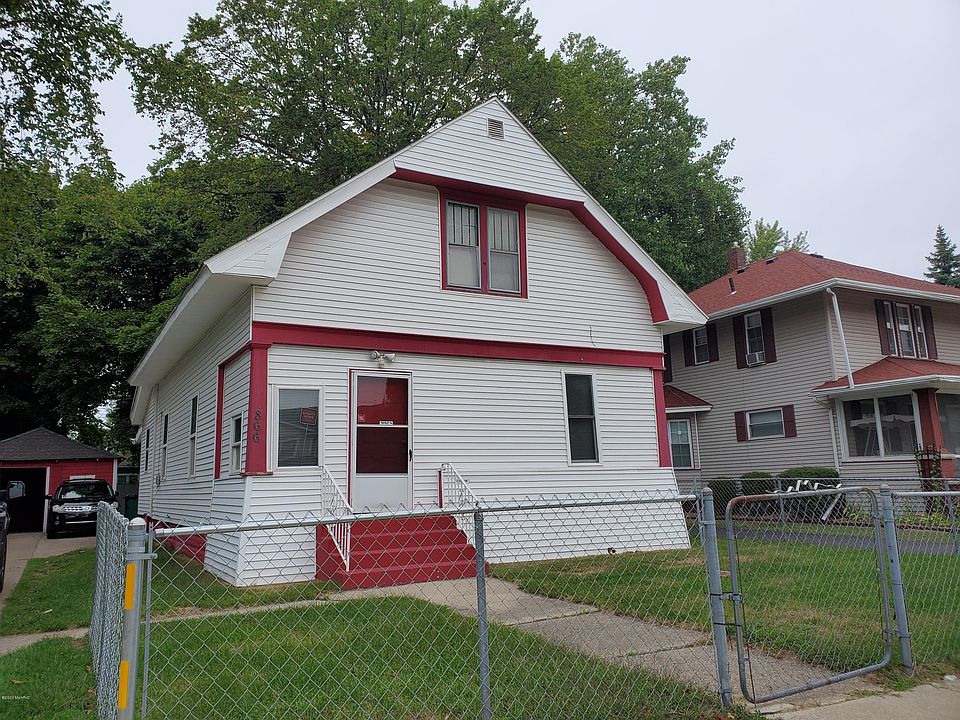 1st image of 866 Columbus Ave