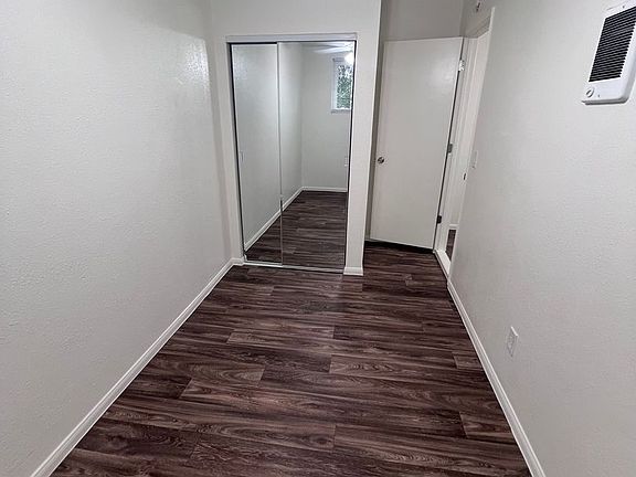 5th image of 1351-1353 S Maple St #4