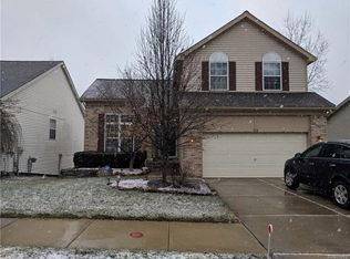 111 Eagle Ridge Rd, Lake Orion, MI 48360