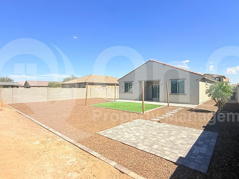 1636 E Jardin Pl — Photo 25