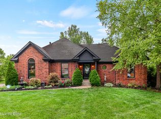 12318 Warner Dr, Goshen, KY 40026