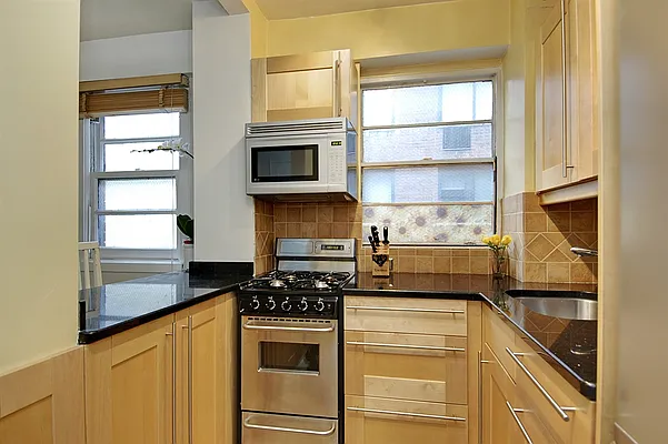 Sold by Corcoran | media 7