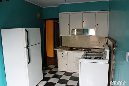 2nd image of 14553 157th St