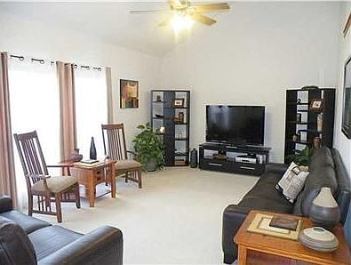 4th image of 5755 Dalymount Dr