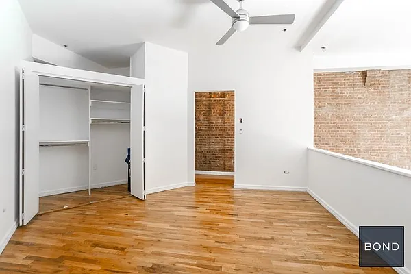 Rented by Bond New York | media 2